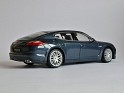 1:18 Welly Platinum Porsche Panamera S 2009 Metallic Blue. Uploaded by Ricardo